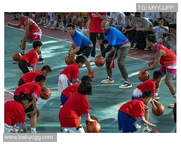 足球场上舞动激情 外国球星独特舞蹈风采展现比赛魅力 足球场上舞动激情 外国球星独特舞蹈风采展现比赛魅力