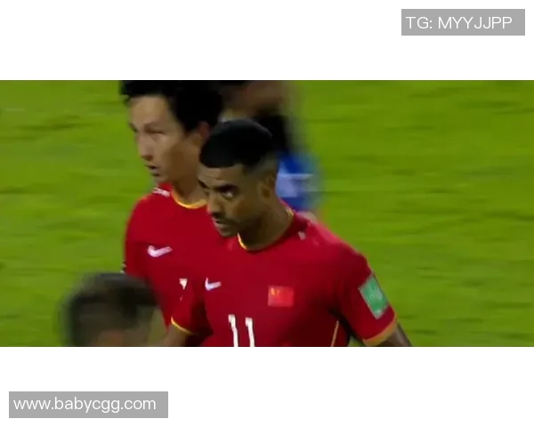 足球一号球星代表人物盘点及其在足球历史中的地位分析